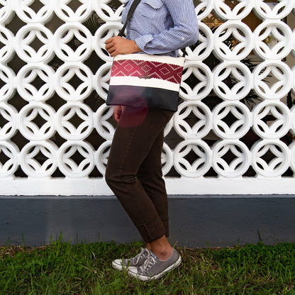 Cross-Body Bag in Black Leather with Burgundy Stripe.